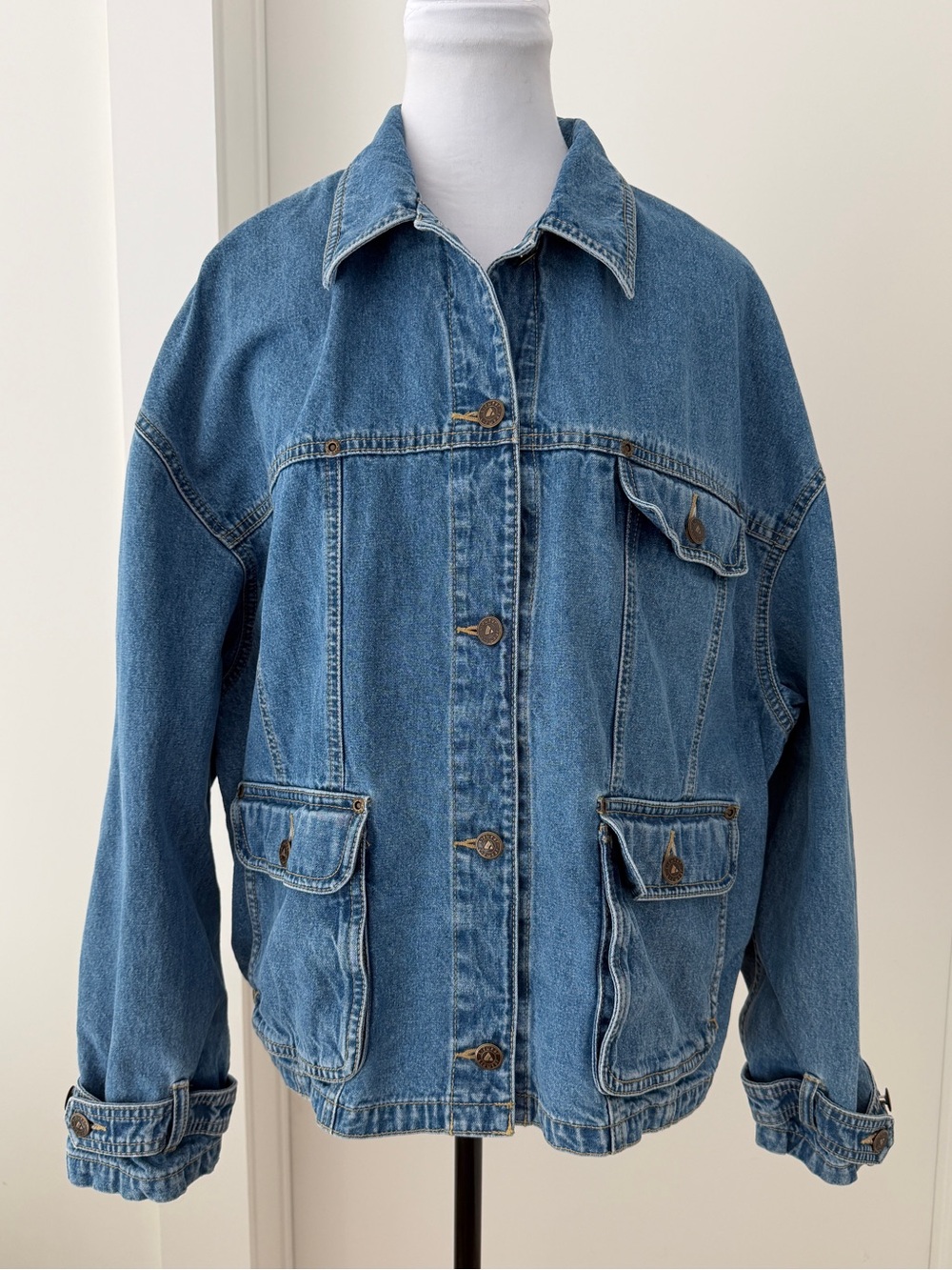 VINTAGE Lizwear Denim Utility Jacket Patch Pockets Chore Coat Oversized Western